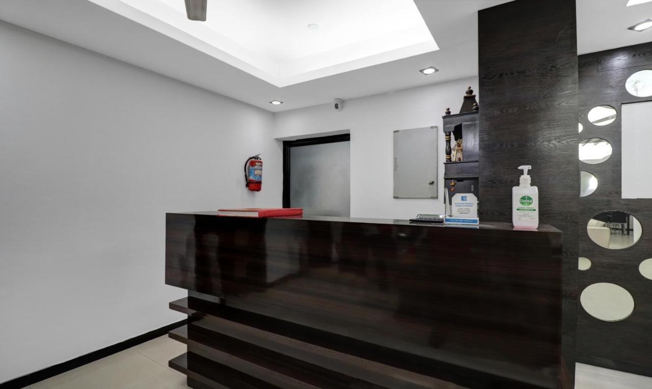 Treebo Trend Exotica Opp Sector 62 Ghaziabad Exterior photo