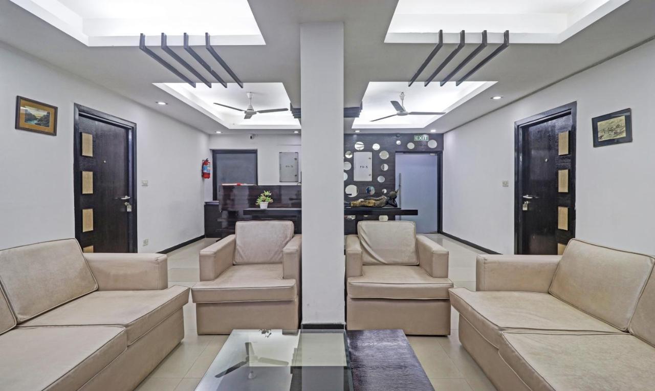 Treebo Trend Exotica Opp Sector 62 Ghaziabad Exterior photo