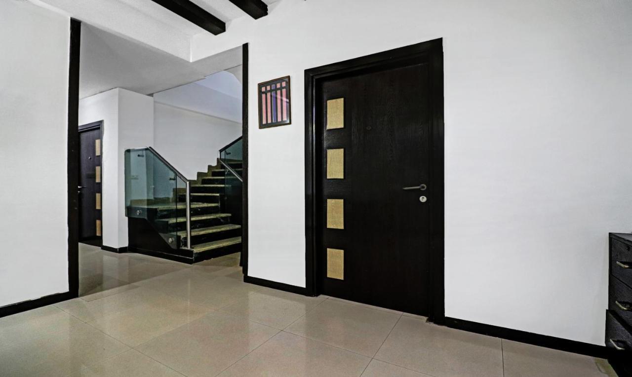 Treebo Trend Exotica Opp Sector 62 Ghaziabad Exterior photo