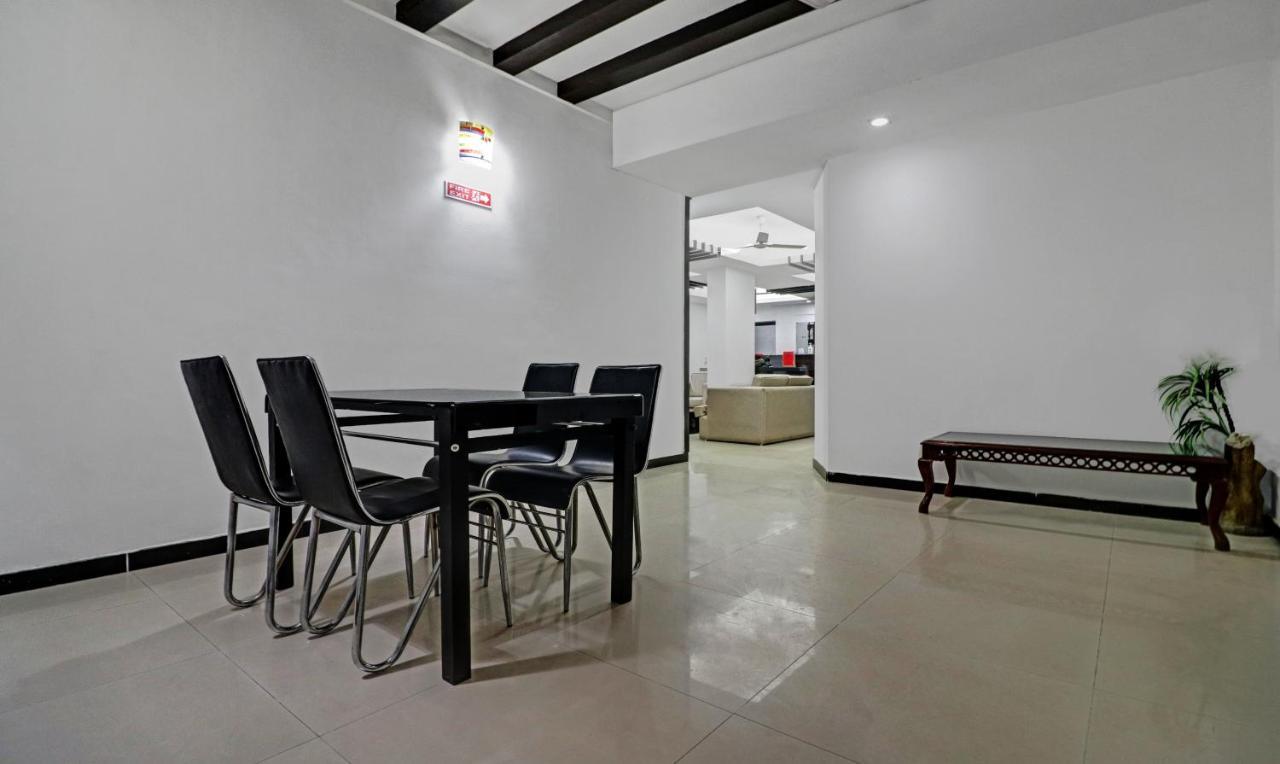 Treebo Trend Exotica Opp Sector 62 Ghaziabad Exterior photo